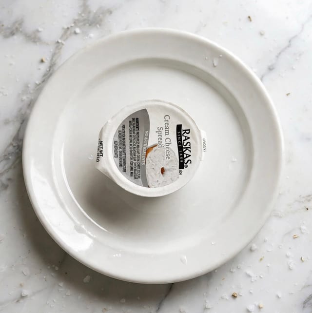 Side Cream Cheese.